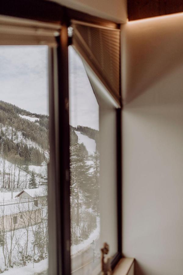 Vier Maederlhaus * Eben Im Pongau