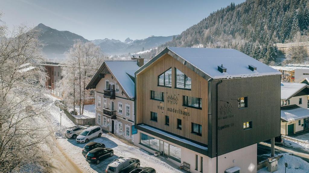 Vier Maederlhaus * Eben Im Pongau