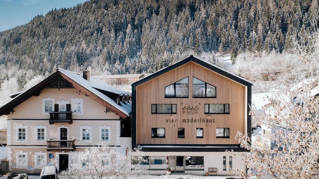 Vier Maederlhaus *